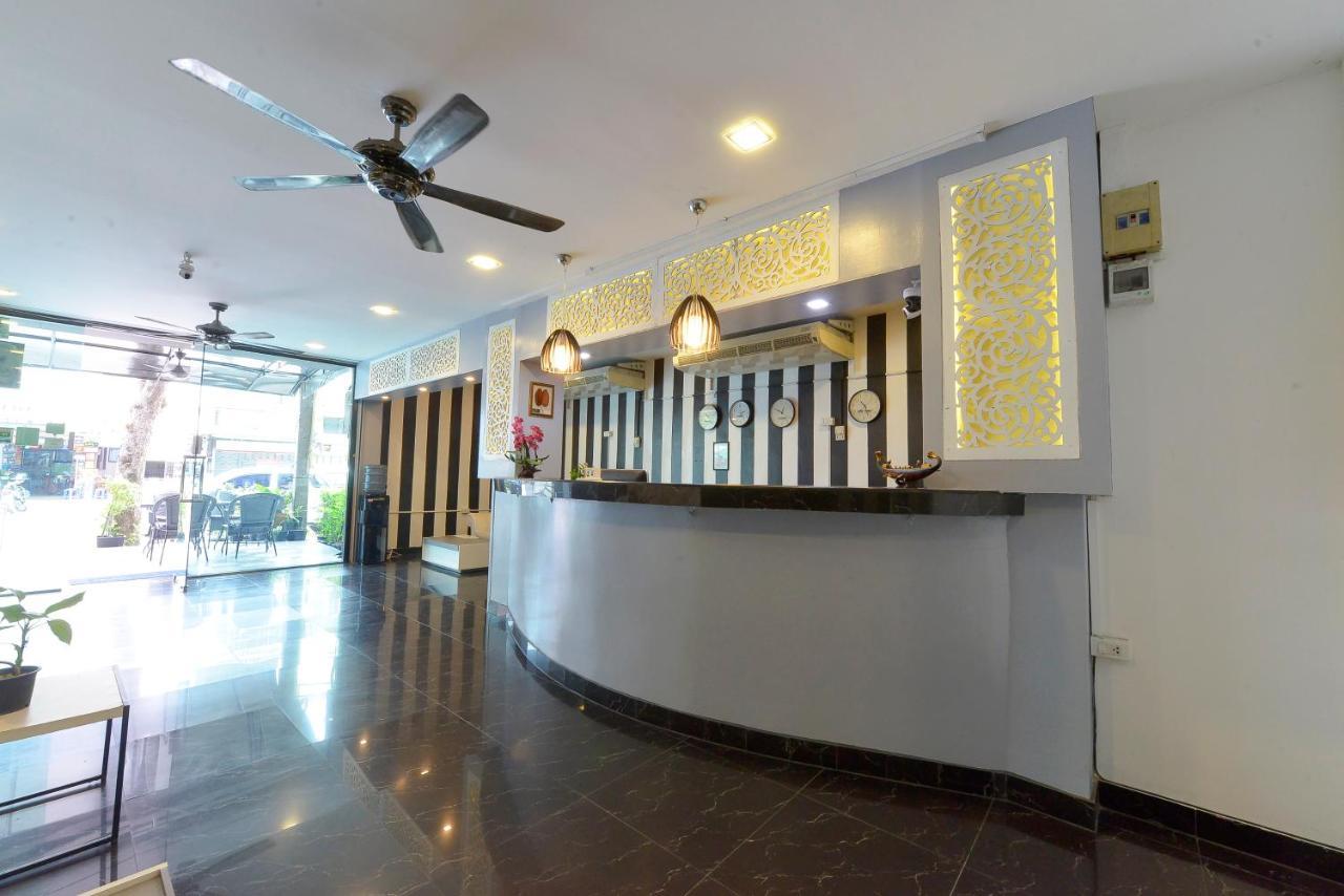 Chaplin Inn Pattaya Εξωτερικό φωτογραφία